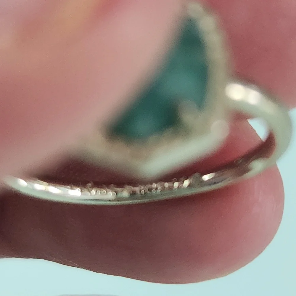 Kendra Scott Davie Dark Teal Amazonite Gold Ring, size 6, preloved - Picture 5 of 9